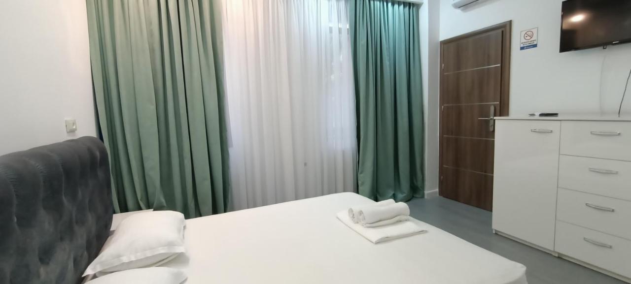 Center By Acme Rent Guest house Bucharest