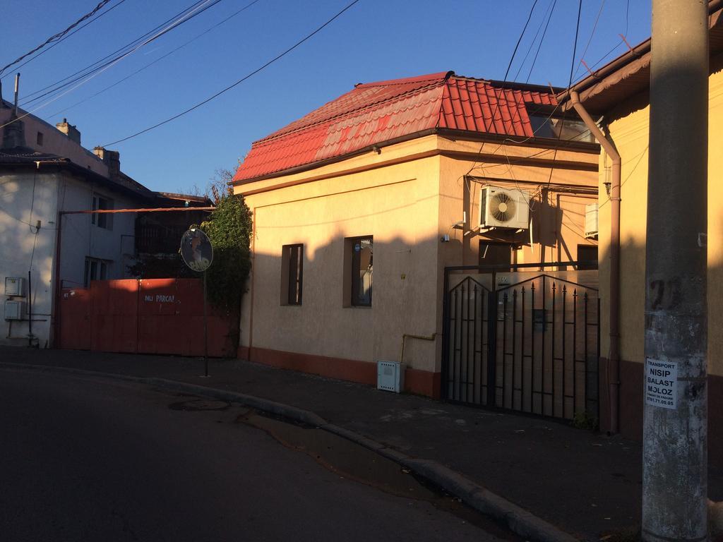 Center By Acme Rent Guest house