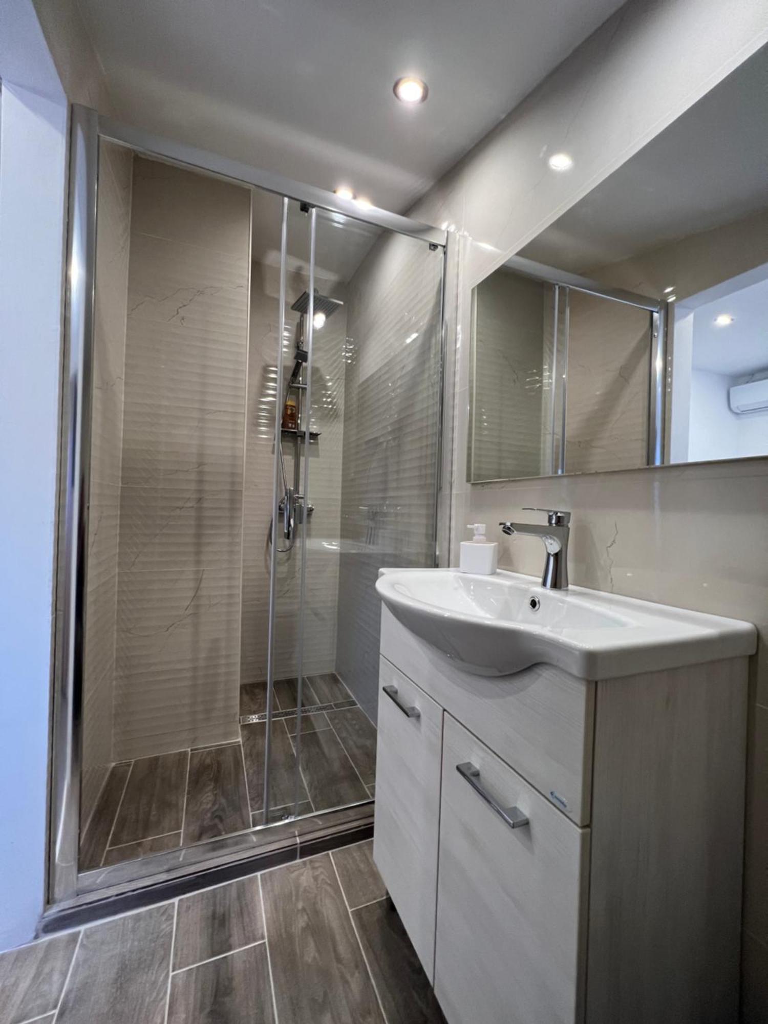 Center By Acme Rent Pensiune 2*